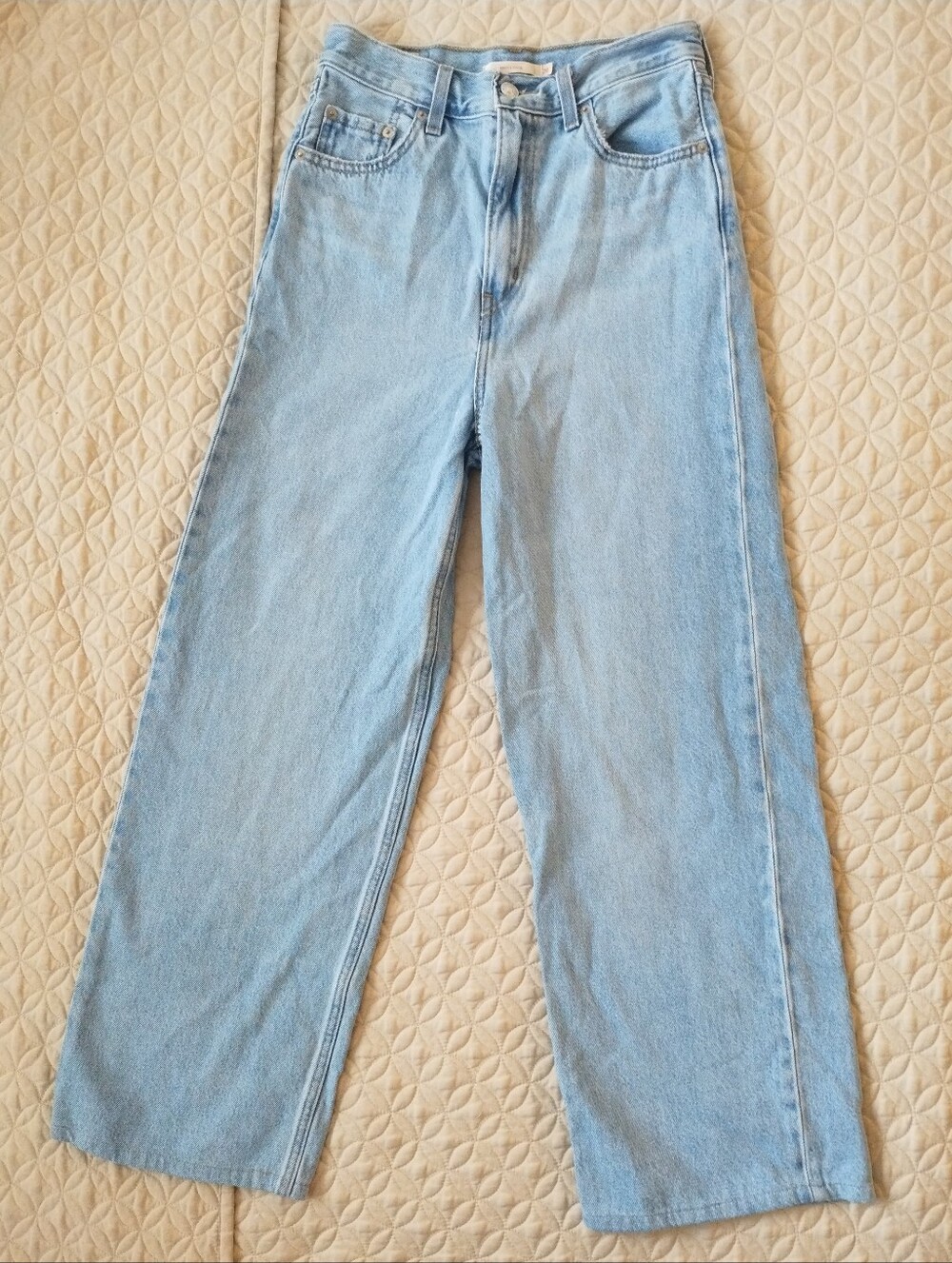 Levi's Premium Women's High Loose Jeans 26x31 Light Wash Wide Leg High Waist Y2K - Picture 3 of 10